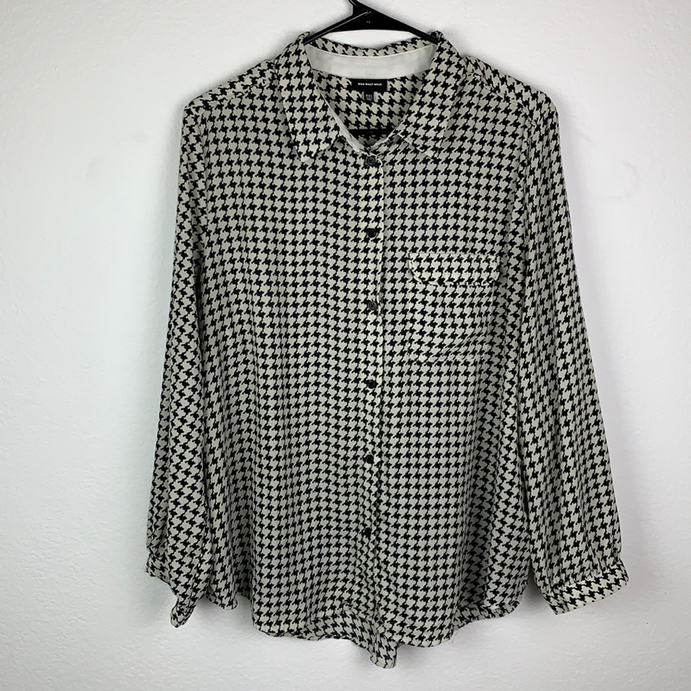 Who What Wear Button Up Blouse